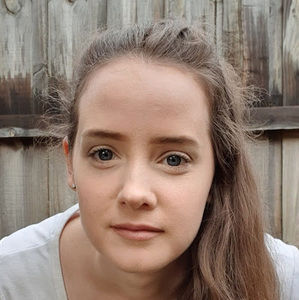 Meet your Posher, Abigail